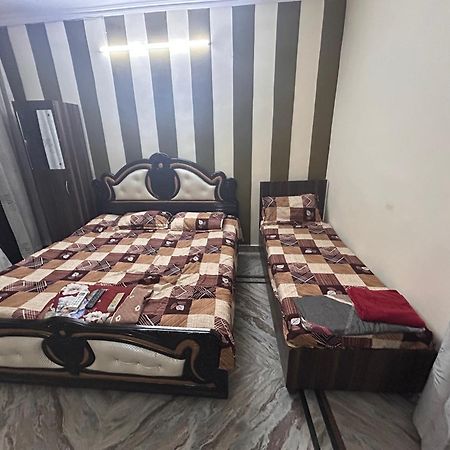 $4 Home Stay Amritsar Ngoại thất bức ảnh