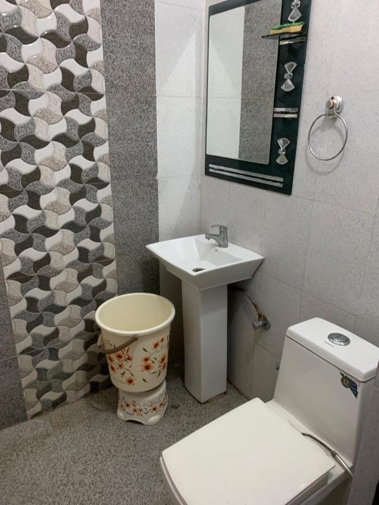 $4 Home Stay Amritsar Ngoại thất bức ảnh