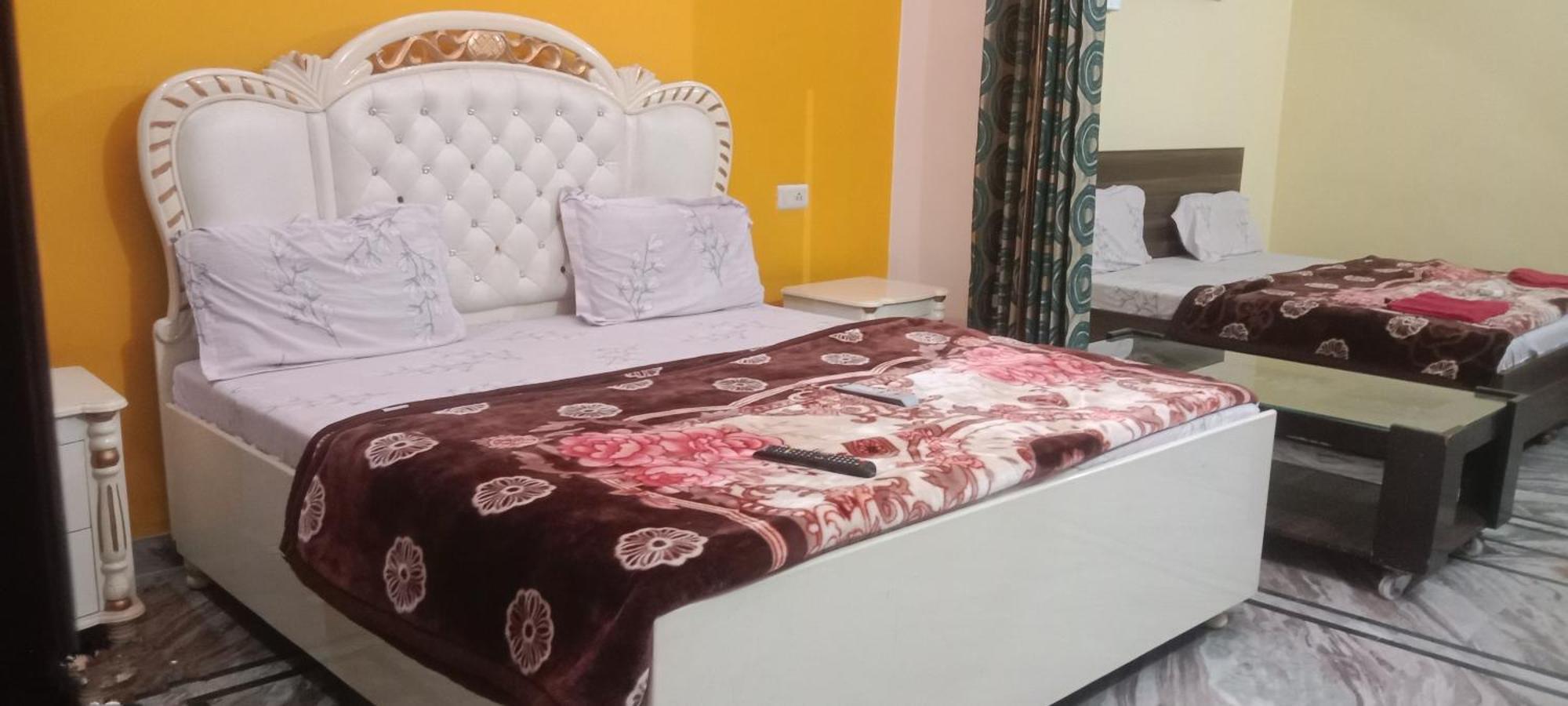 $4 Home Stay Amritsar Ngoại thất bức ảnh