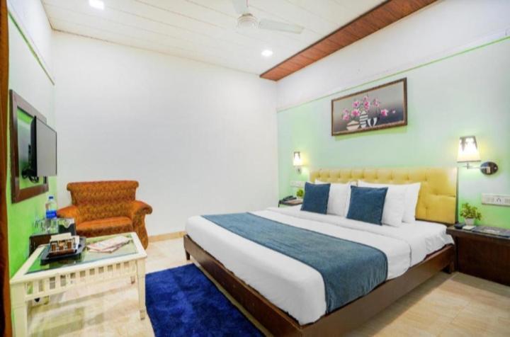 $4 Home Stay Amritsar Ngoại thất bức ảnh